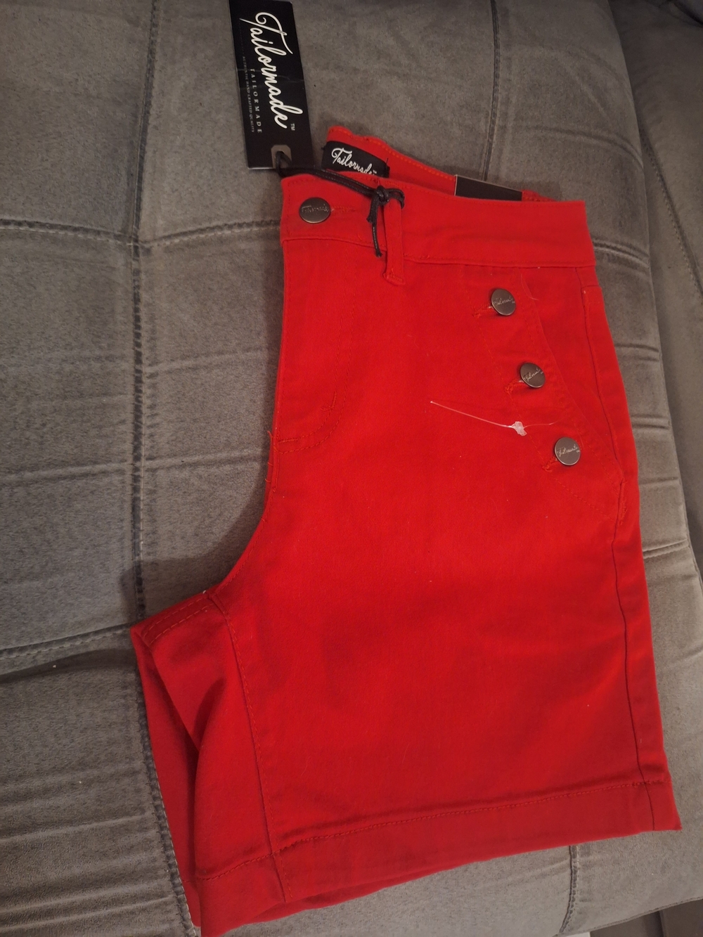 TaylorMade Red Button-Front High Waist Shorts
